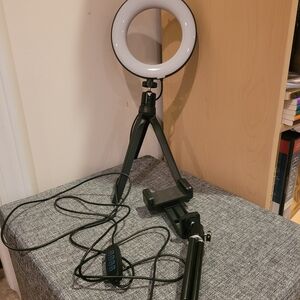 Adjustable LED Ring Light with Tripod - Black